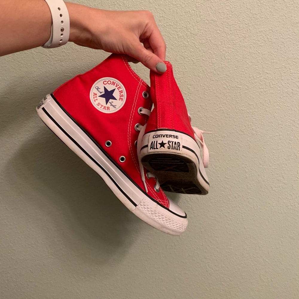Red High top converse